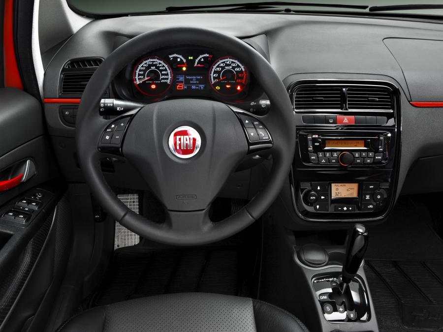  Fiat Punto Sporting 2007 года  (BR) (фото 15 из 16)